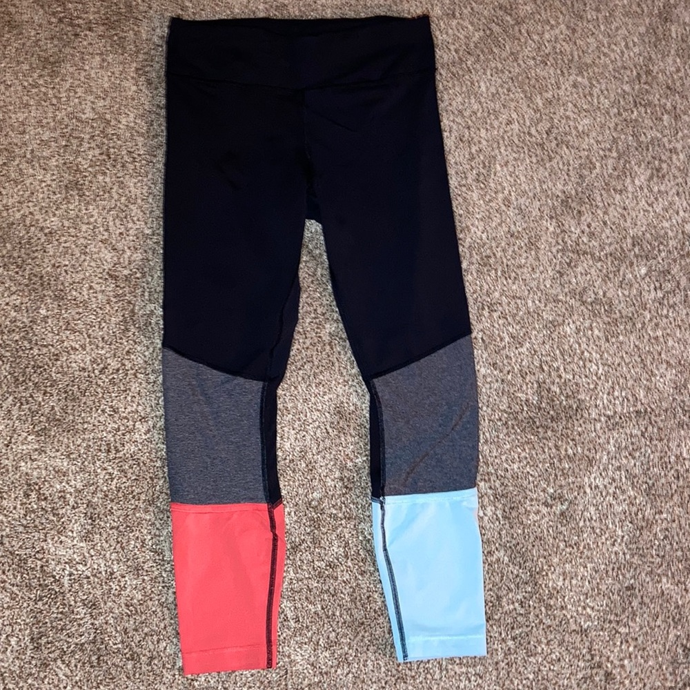 COPY - Lululemon color block yoga pants